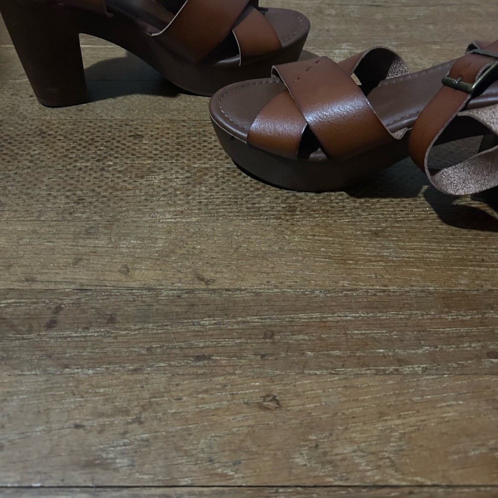 Universal Thread Block Heel Platform Sandals Brow… - image 2